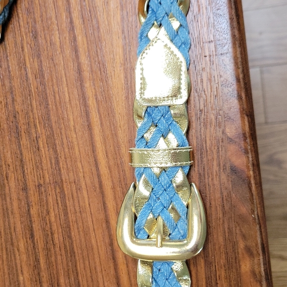 Large Belt - Picture 3 of 7